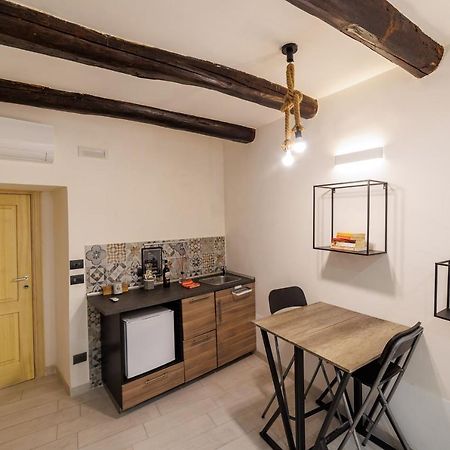 Legno Suite By Houseinنابولي المظهر الخارجي الصورة