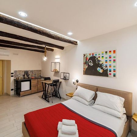 Legno Suite By Houseinنابولي المظهر الخارجي الصورة