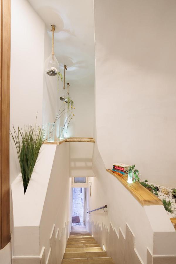 Legno Suite By Houseinنابولي المظهر الخارجي الصورة