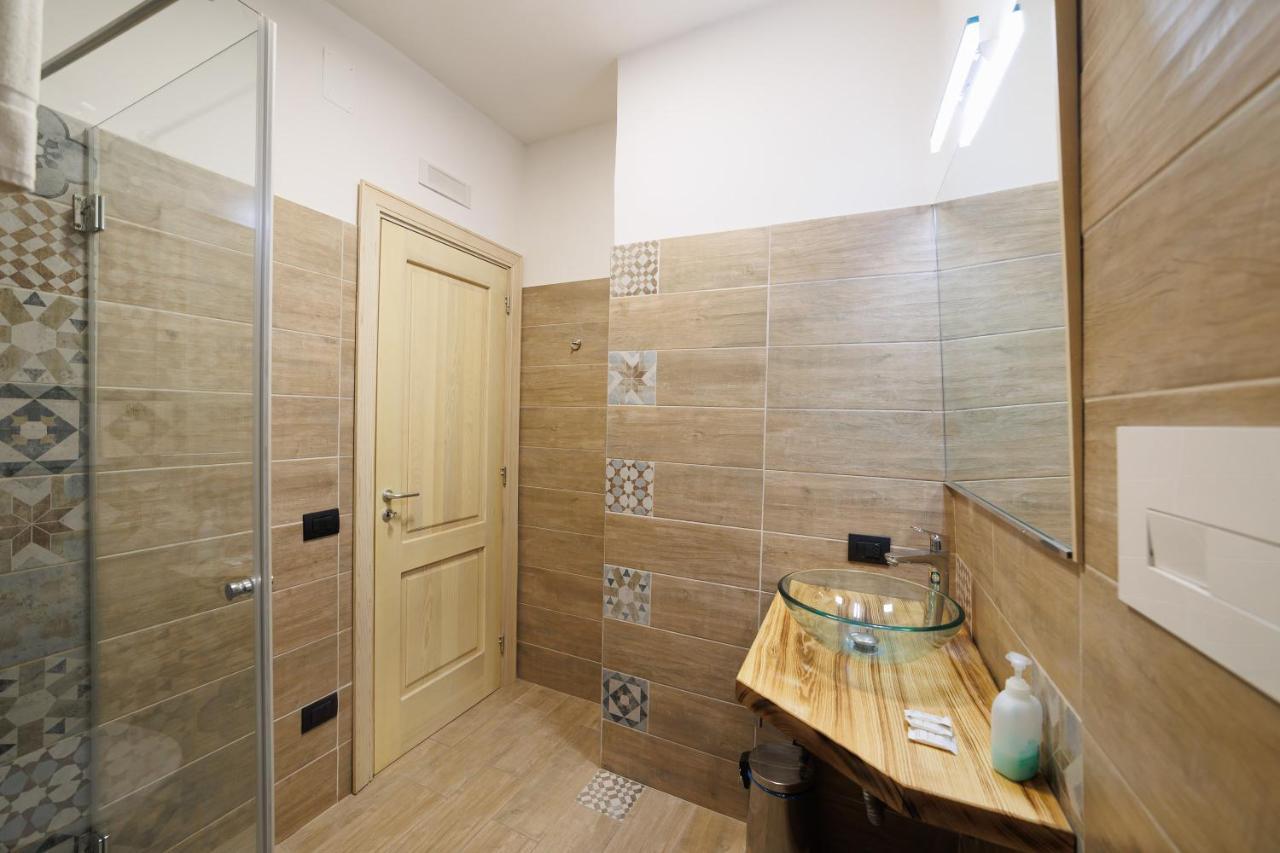 Legno Suite By Houseinنابولي المظهر الخارجي الصورة