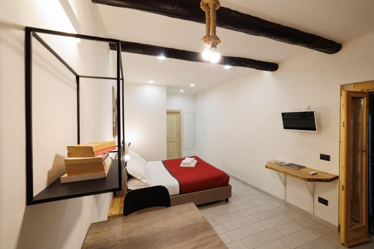 Legno Suite By Houseinنابولي المظهر الخارجي الصورة