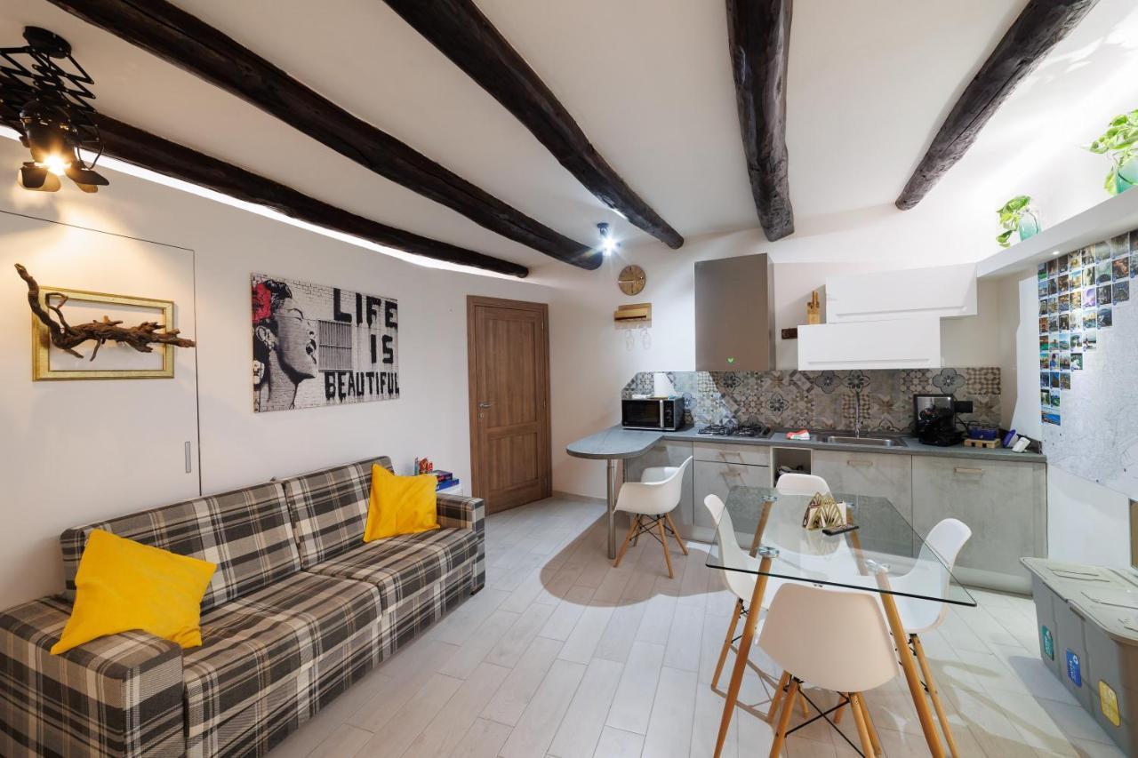 Legno Suite By Houseinنابولي المظهر الخارجي الصورة