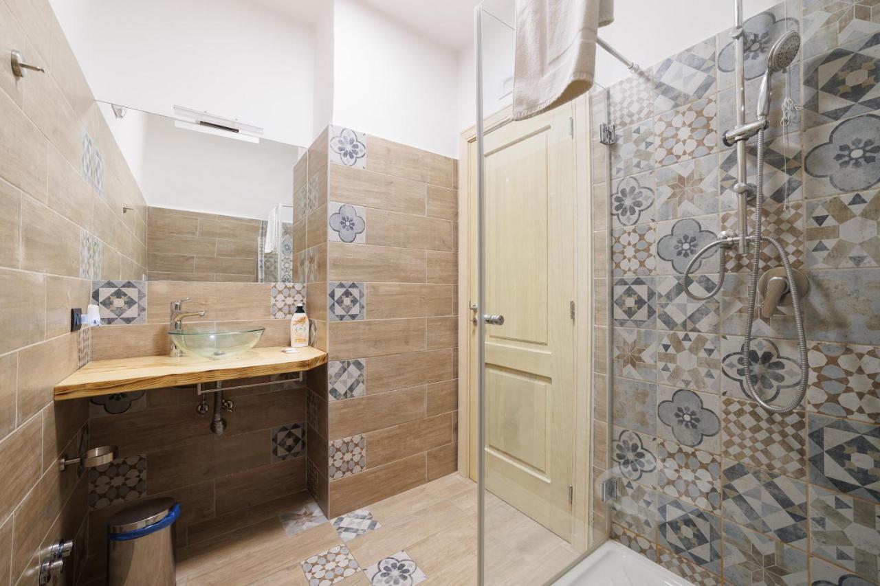 Legno Suite By Houseinنابولي المظهر الخارجي الصورة